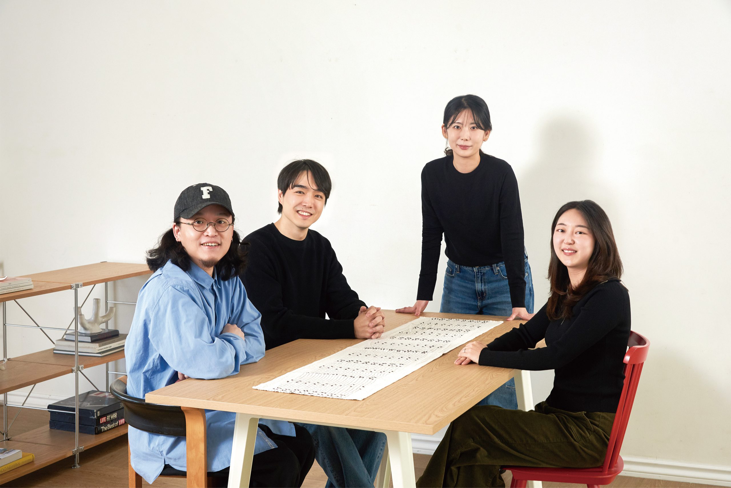 광고 너머, 경험을 디자인하다 이미지