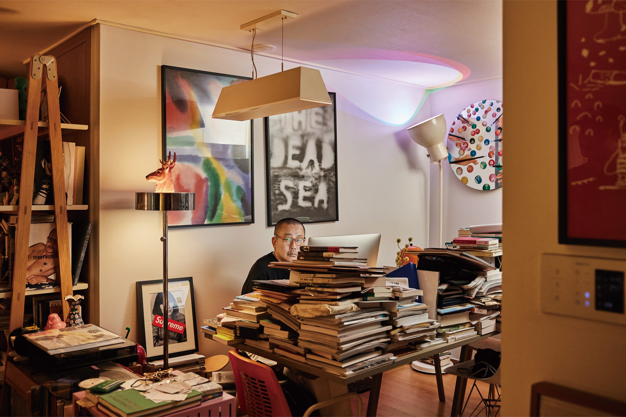 충동과 직관으로 완성한 20년의 취향 기록 이미지